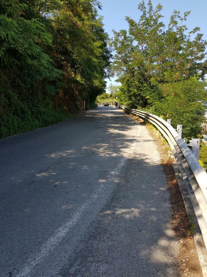 Il Falchetto Hotell Lerici Eksteriør bilde